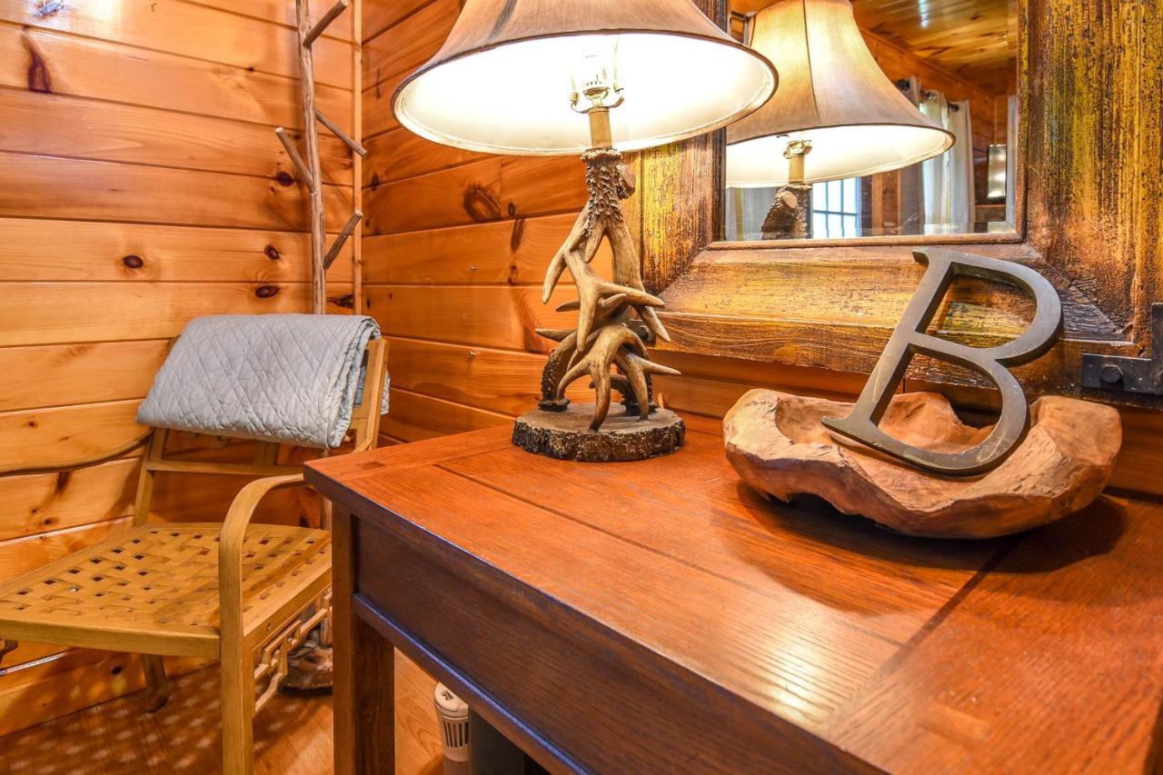 Permanent Vacation-Private Honeymoon Cabin With Hot Tub Sevierville Exteriér fotografie